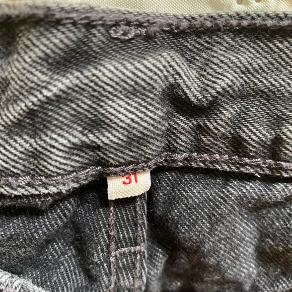 Levis’s mom jeans - Picture 3 of 10